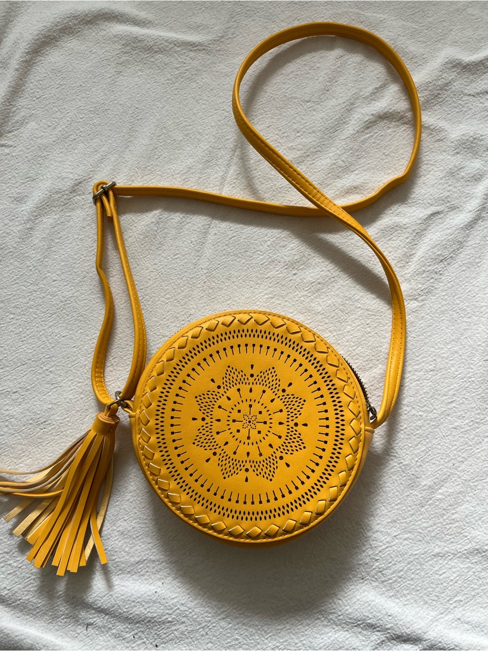 art class Mustard Yellow Round Crossbody Bag with Tassel